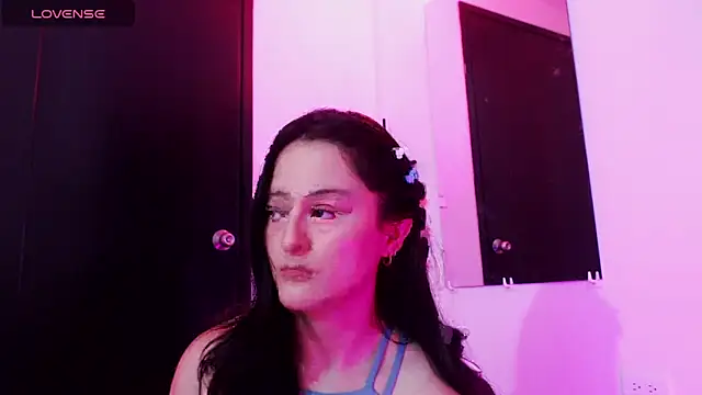 AlissonnFoxx online show from June 15, 2026, 10:01 pm