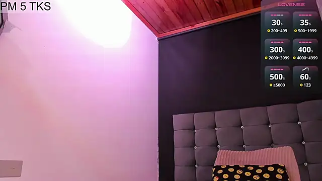 Snapshot of sweet__samy chatting on March 10, 2025, 6:49 am sweet samy online show from March 10, 2025, 6:49 am