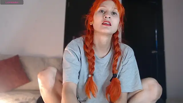 Snapshot of skinny_Raven chatting on June 9, 2026, 9:48 pm skinny Raven online show from June 9, 2026, 9:48 pm