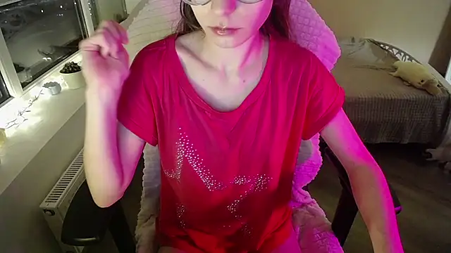 Snapshot of MissLinaDream chatting on May 25, 2026, 8:26 pm MissLinaDream online show from May 25, 2026, 8:26 pm