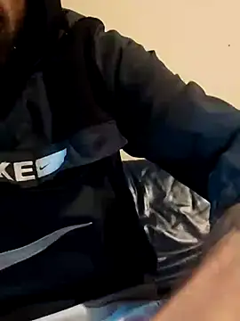 PIercingBoy38 online show from October 4, 2025, 4:27 pm