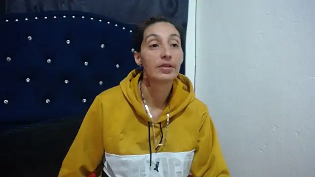 anyu1306 online show from December 24, 2024, 8:22 am