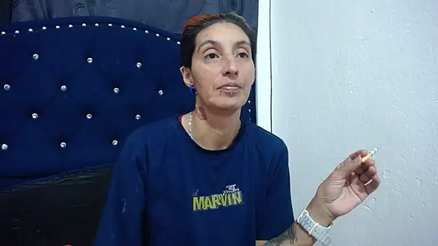 anyu1306 online show from January 4, 2025, 7:55 am