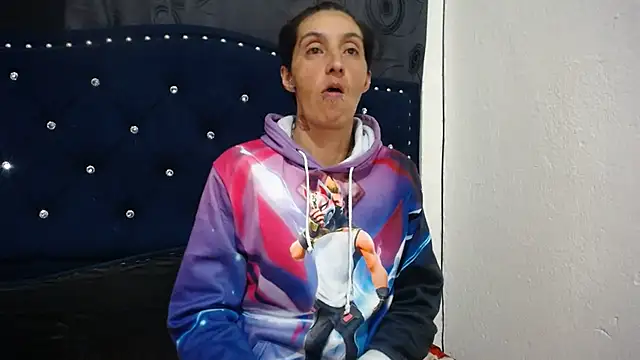 anyu1306 online show from January 29, 2025, 6:33 am