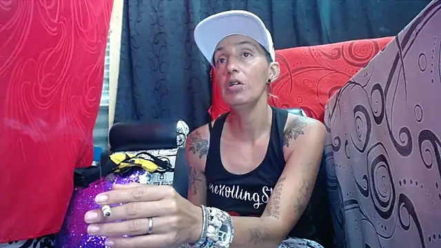 anyu1306 online show from September 10, 2025, 6:41 pm