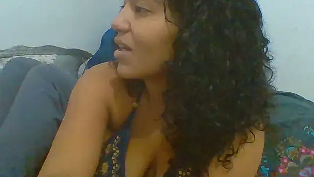 savanahottie online show from June 19, 2026, 7:23 am