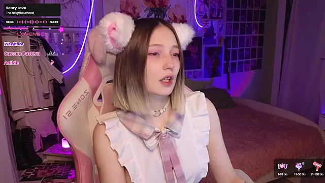 Evie Ro online show from October 2, 2025, 9:11 pm