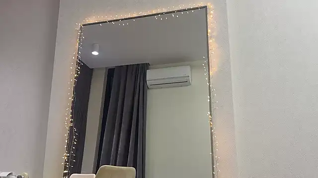 mommy nadin online show from March 25, 2026, 5:41 pm