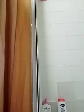 Snapshot of JOHANNA9MOI02 chatting on October 6, 2025, 1:47 am JOHANNA9MOI02 online show from October 6, 2025, 1:47 am