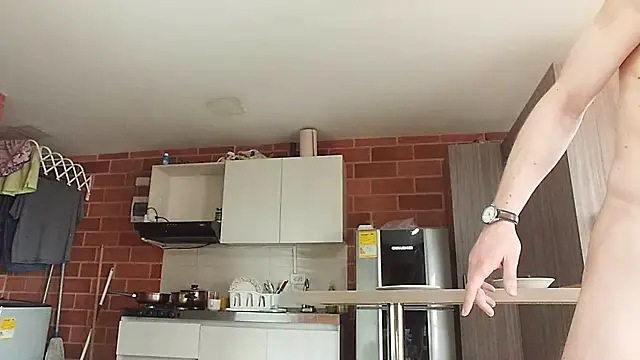 Snapshot of warrenkener chatting on October 15, 2025, 6:41 pm warrenkener online show from October 15, 2025, 6:41 pm