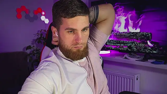 Sweeet  boy online show from January 7, 2026, 3:58 pm