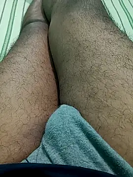 Snapshot of u_wan_me chatting on December 22, 2024, 1:55 am u wan me online show from December 22, 2024, 1:55 am