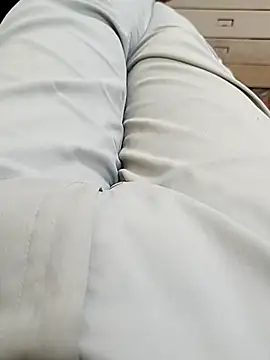 Snapshot of u_wan_me chatting on December 23, 2024, 12:08 pm u wan me online show from December 23, 2024, 12:08 pm