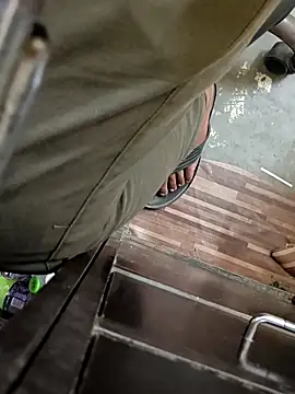 u wan me online show from November 20, 2025, 2:06 pm