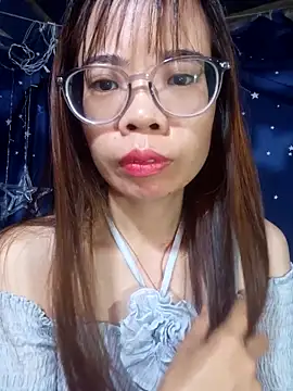   Mai-love19   online show from November 11, 2025, 11:05 pm