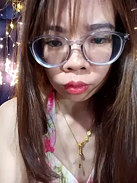   Mai-love19   online show from March 5, 2026, 12:28 am