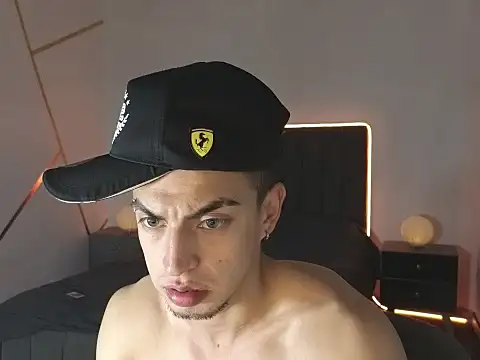 perlman gigolo2 online show from February 24, 2026, 10:41 pm