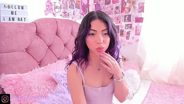 natalie jaensen online show from December 15, 2024, 5:53 pm