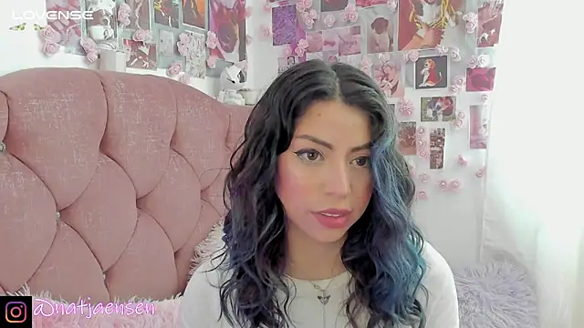 natalie jaensen online show from March 15, 2025, 8:54 pm