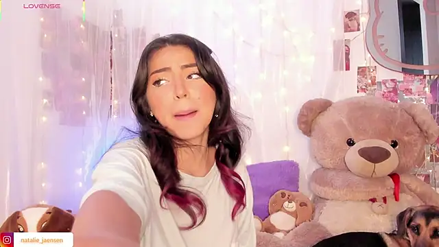 Snapshot of natalie_jaensen chatting on February 1, 2026, 6:06 pm natalie jaensen online show from February 1, 2026, 6:06 pm