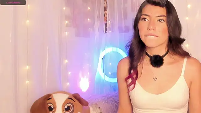 Snapshot of natalie_jaensen chatting on February 18, 2026, 10:28 pm natalie jaensen online show from February 18, 2026, 10:28 pm