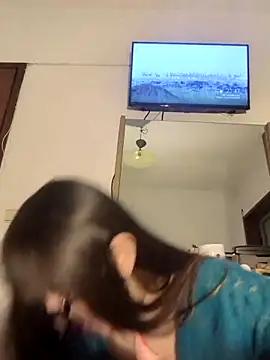 xgabyenlalunax online show from November 8, 2025, 9:46 pm