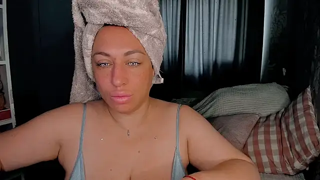 CumOnMy Tits online show from October 15, 2025, 2:11 am