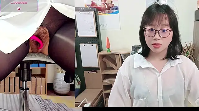 ChenChen-- online show from November 30, 2025, 5:39 pm