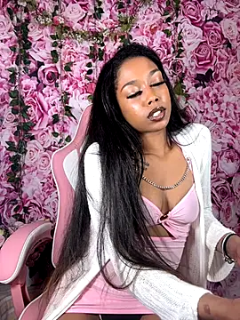 Snapshot of mismialove chatting on October 16, 2025, 5:30 am mismialove online show from October 16, 2025, 5:30 am