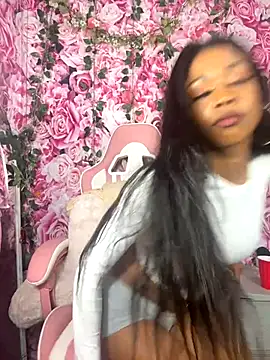 Snapshot of mismialove chatting on October 18, 2025, 3:53 am mismialove online show from October 18, 2025, 3:53 am