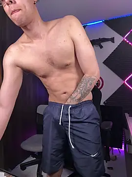 bigryann23 online show from July 16, 2026, 3:34 am